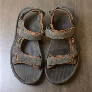 Men’s Size 10 Teva’s Sandals